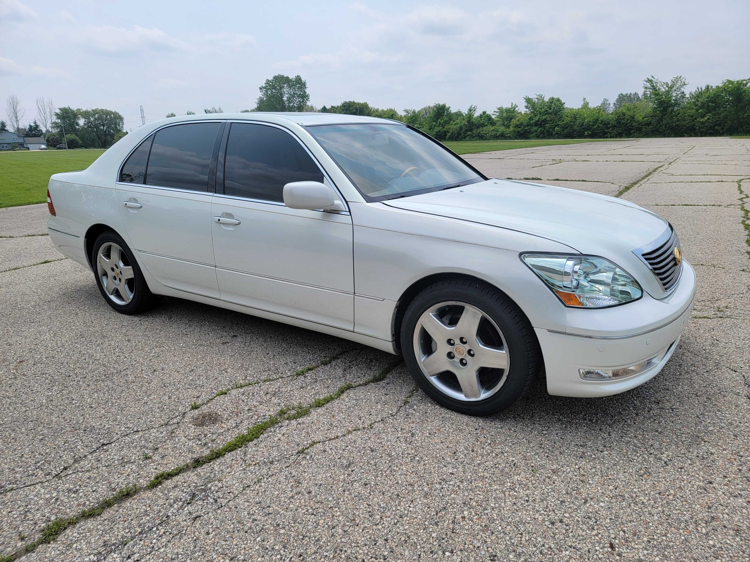 Tanin JDM Lexus LS430 Dealership Caledonia WI