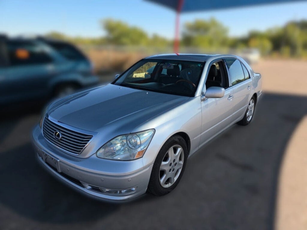 2004 Lexus LS430 Silver on Black Front Driver 3_4 TaninJDM