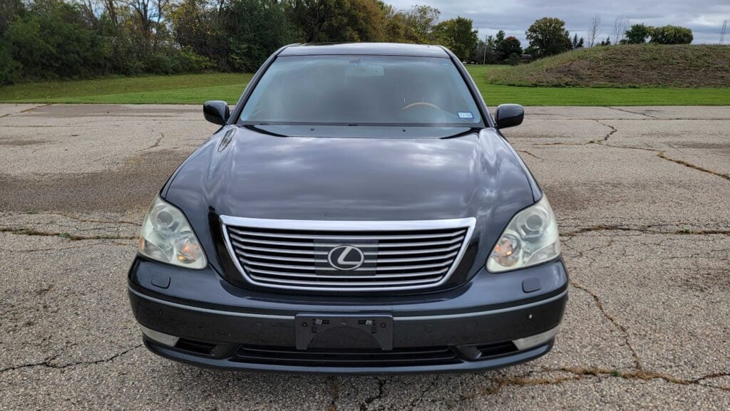 Front exterior view of 2006 Lexus LS430 ULTRA in Flint Gray Mica, photographed by TaninJDM