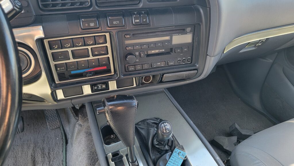 Center console controls of 1994 Toyota Land Cruiser triple locked