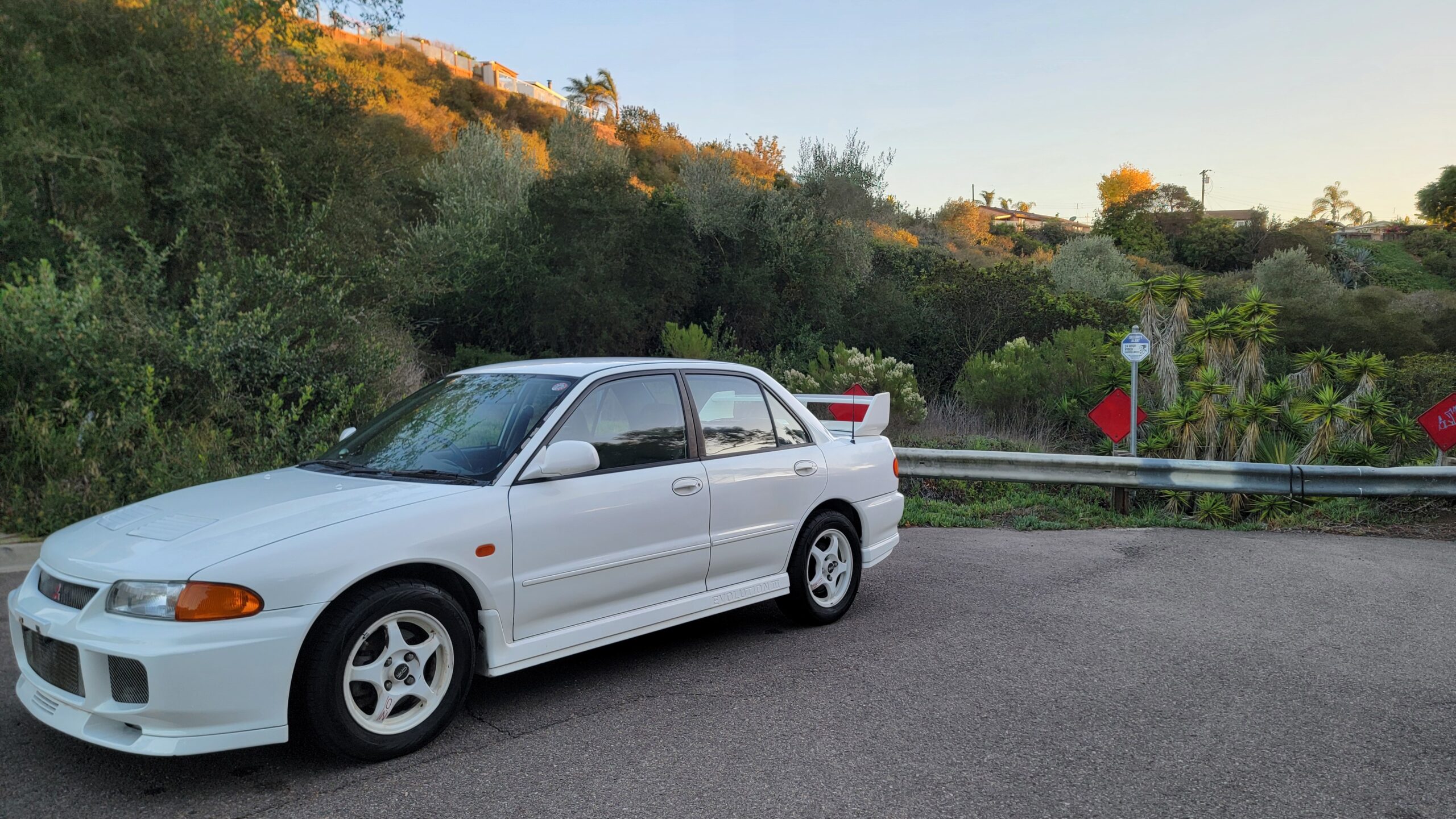 1995 Mitsubishi Evo 3 front passenger-side angle