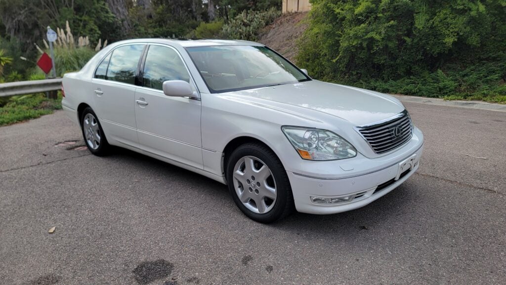 Passenger front quarter angle