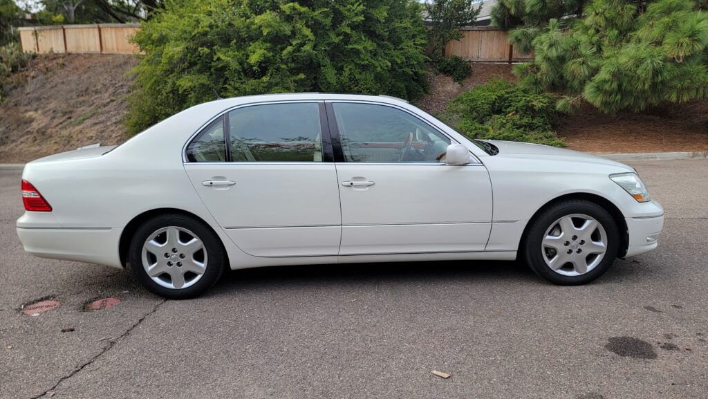 Passenger-side exterior of LS430