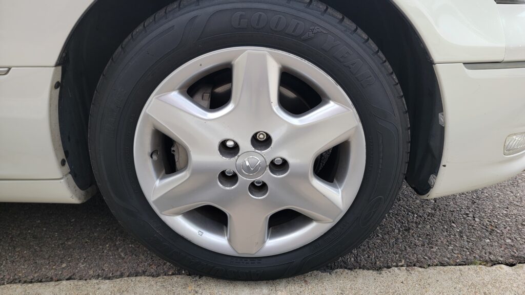 Passenger-side front wheel