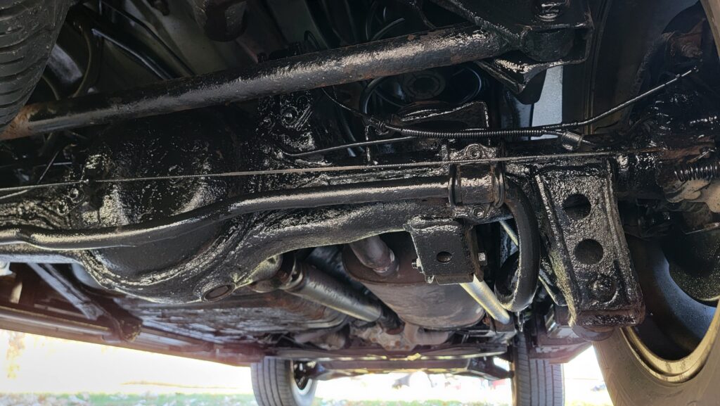 2006 Sand Dollar Pearl LX470 Right Rear Axle
