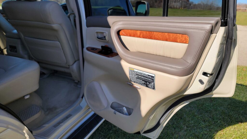 Rear passenger-side door interior – Lexus LX470 Tanin JDM