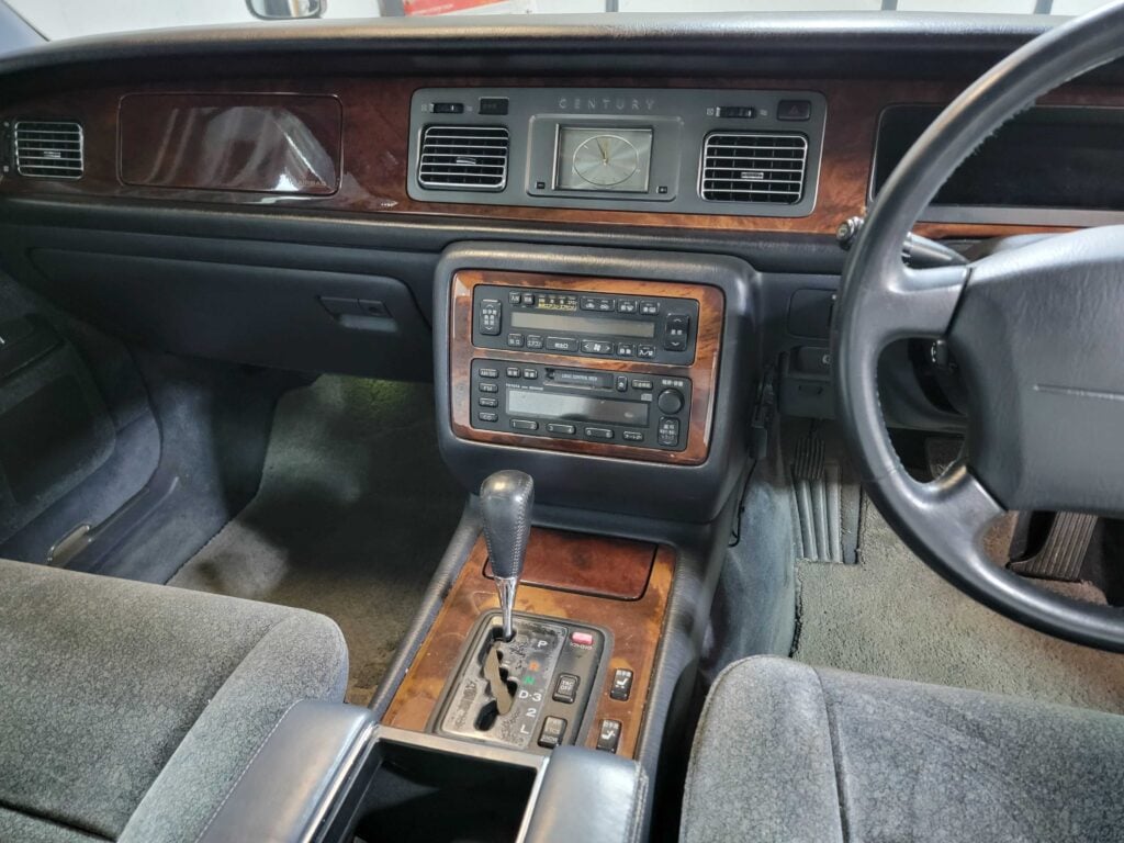 1998 Toyota Century front center stack radio view