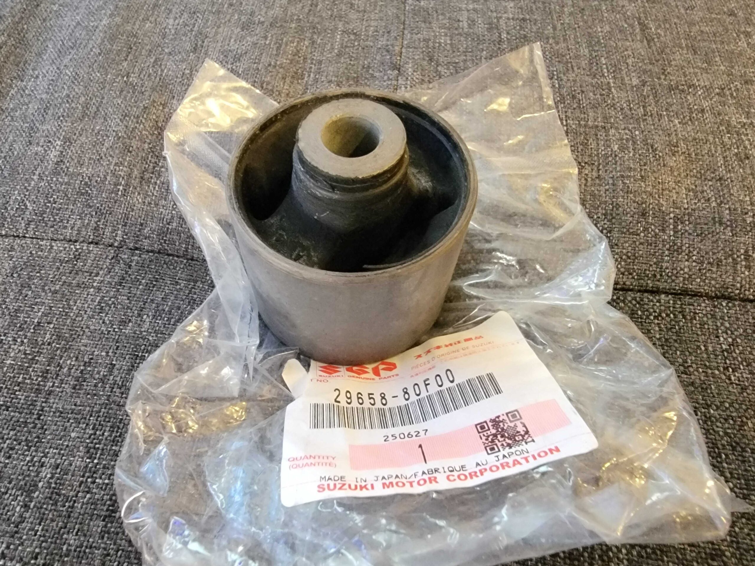 Rear Difif Mount Suzuki Cappuccino OEM