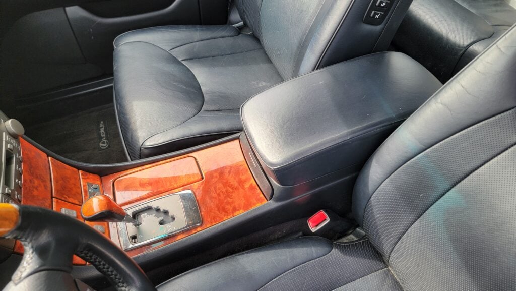 2005 Lexus LS430 ML front center console view Mercury Metallic Tanin JDM