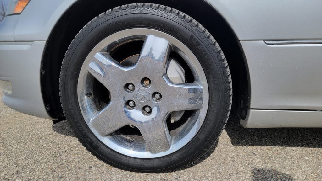 2005 Lexus LS430 ML front driver wheel view Mercury Metallic Tanin JDM