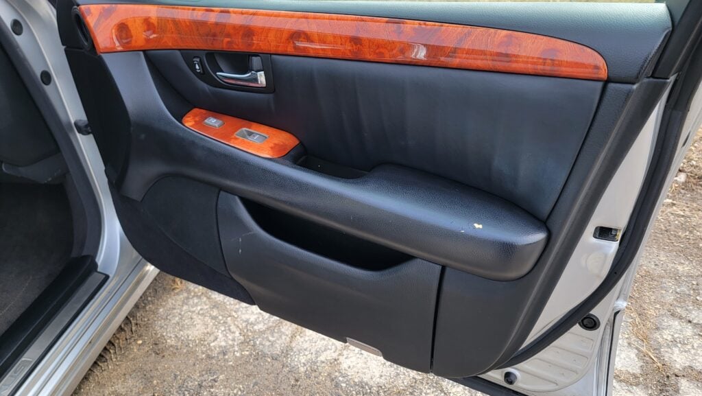 2005 Lexus LS430 ML passenger front interior door panel view Mercury Metallic Tanin JDM