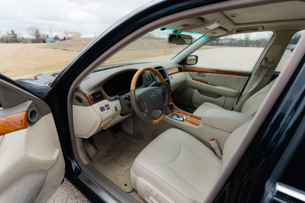 2005 Lexus LS430 Black on Ecru Driver Entry View