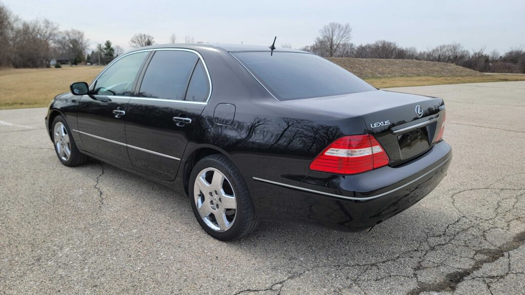 2005 Lexus LS430 Ultra Driver Rear View
