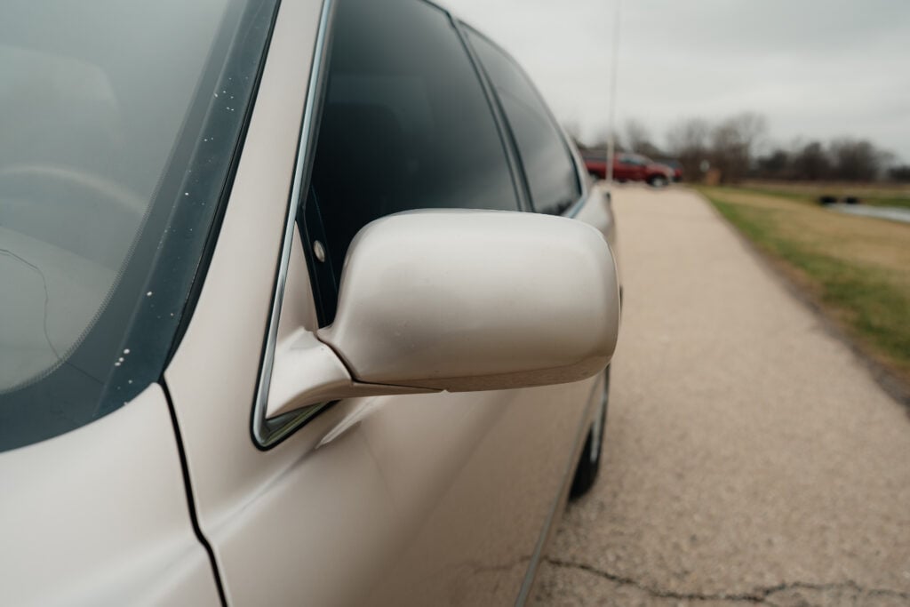 1995 Lexus LS400 Driver Side Mirror Front View