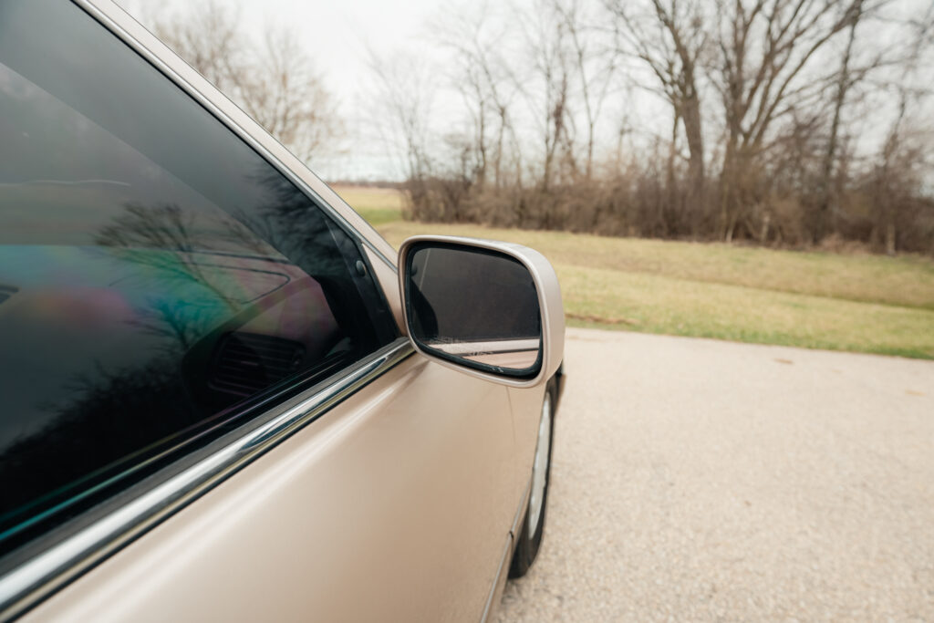 1995 Lexus LS400 Passenger Rear Side Mirror View