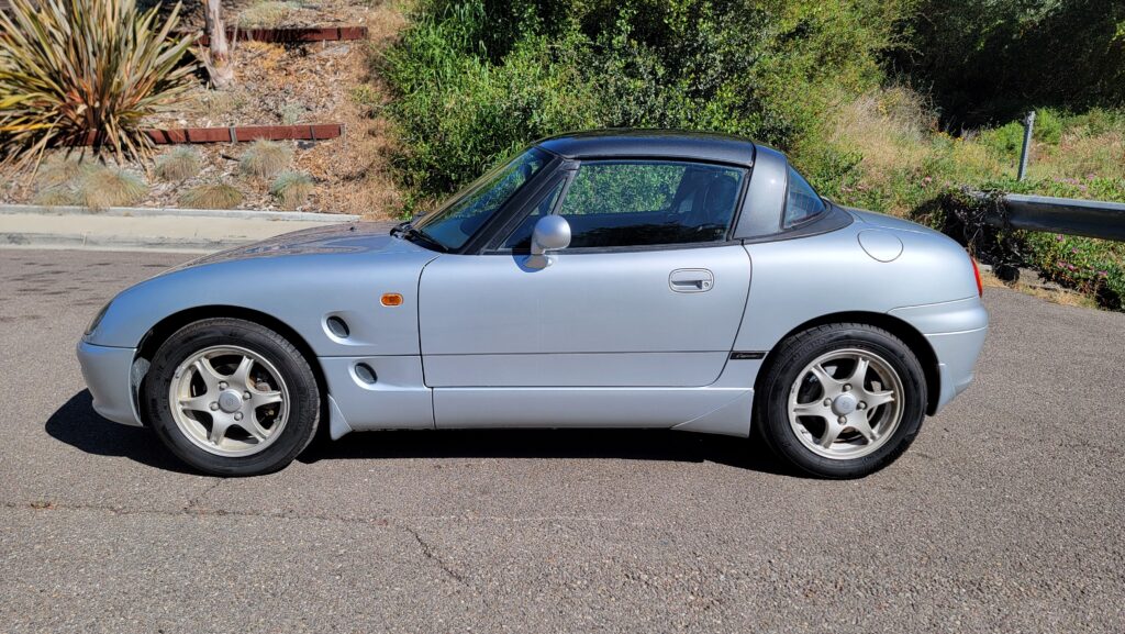 1996 Suzuki Cappuccino Passenger Side View Top Closed