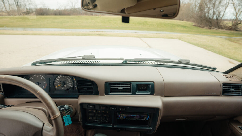 1997 Toyota Land Cruiser Dash Board View