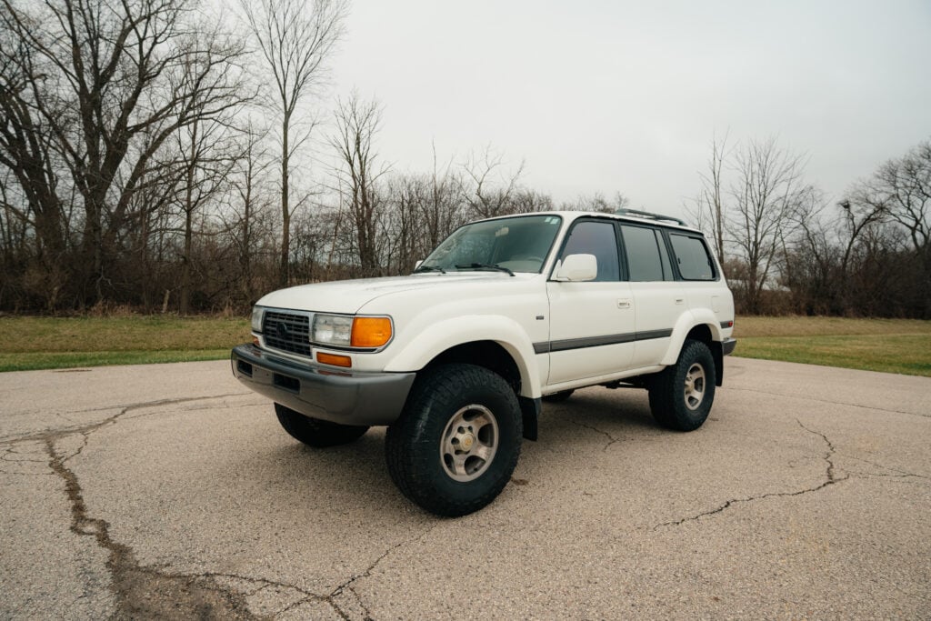 1997 Toyota Land Cruiser Driver Front Angle View