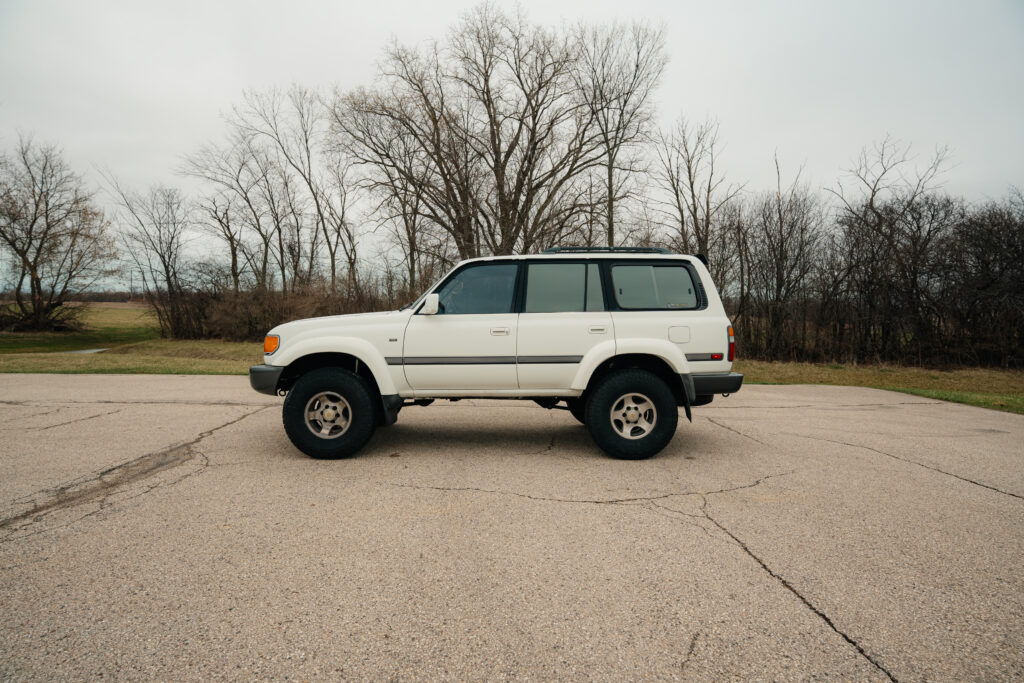 1997 Toyota Land Cruiser Driver side view