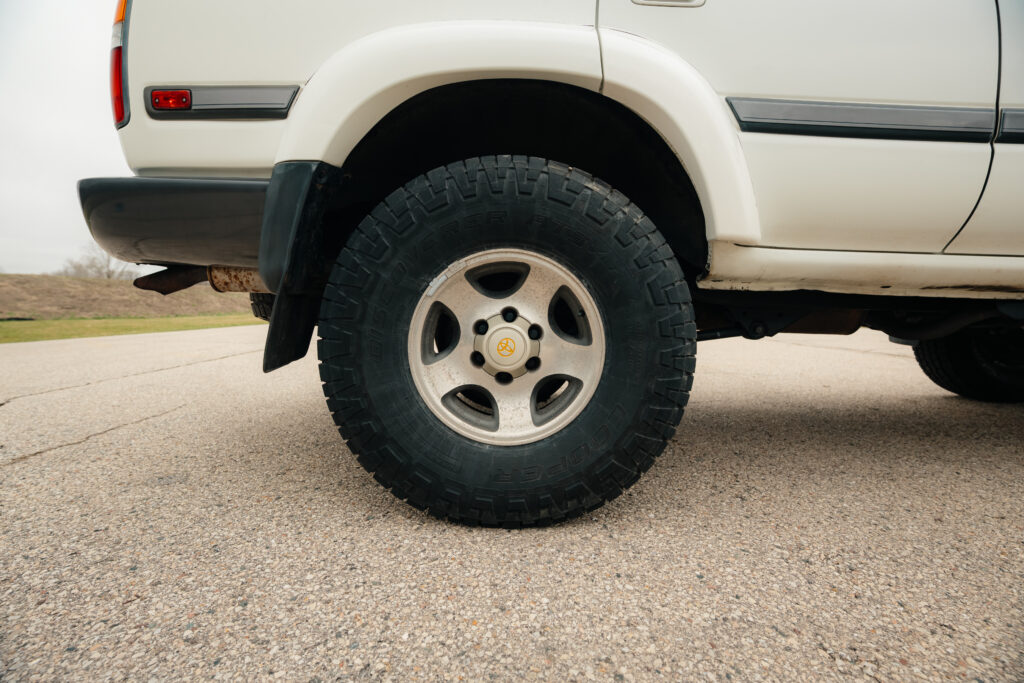 1997 Toyota Land Cruiser Collectors Edition Passenger Rear Wheel
