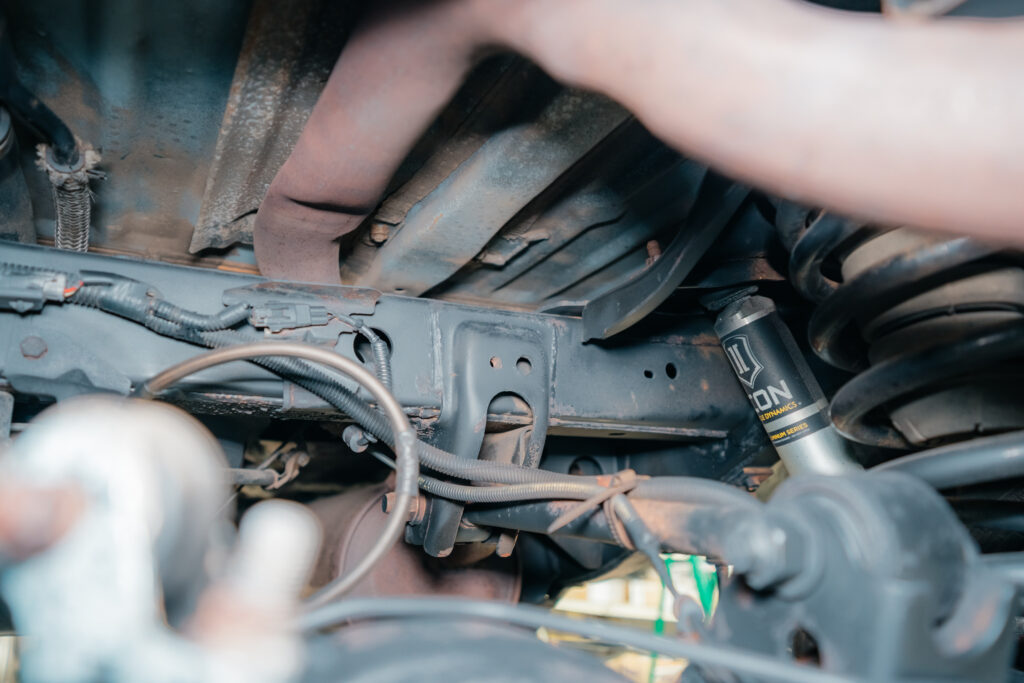 1997 Toyota Land Cruiser Underbody Rear Subframe Exhaust