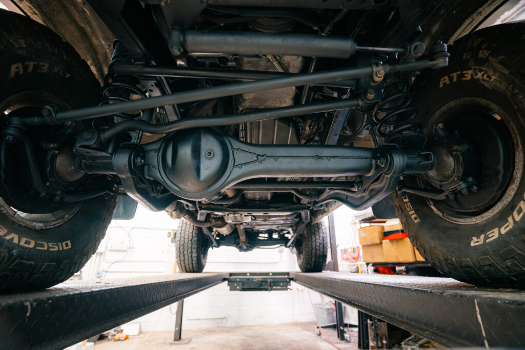 1997 Toyota Land Cruiser Underbody Wide View