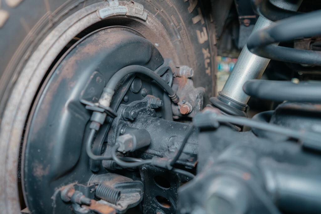 1997 Toyota Land Cruiser Underbody Driver Rear Axle