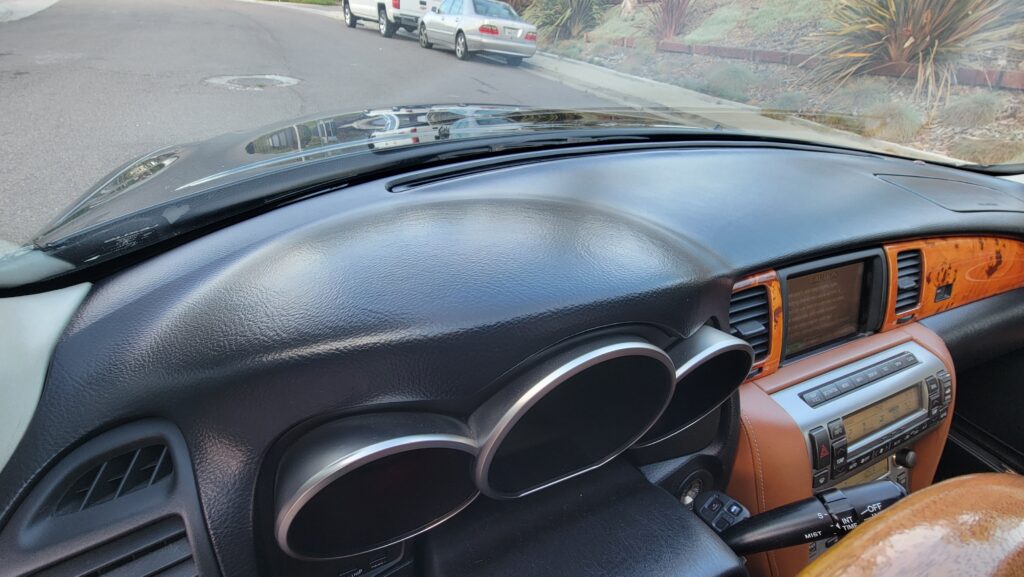 2003 Lexus SC430 Driver Dashboard