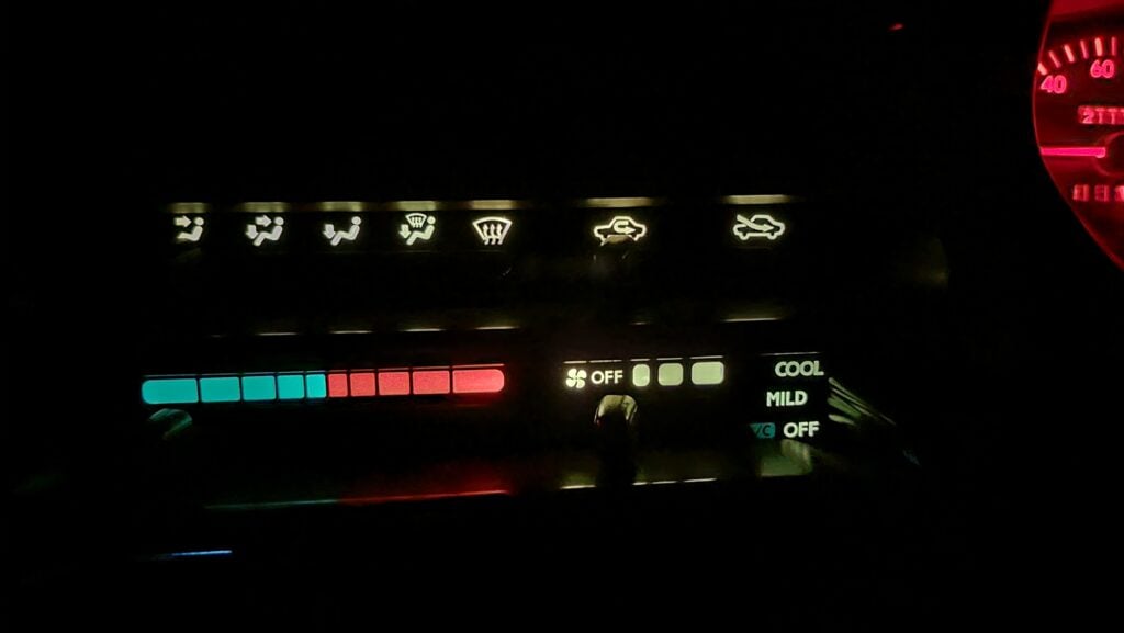 1997 Daihatsu Mira TR-XX hvac night view