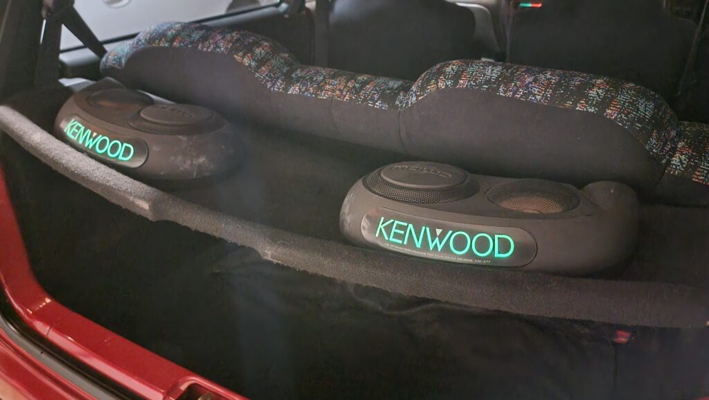 1997 Daihatsu Mira TR-XX kenwood speakers illuminated