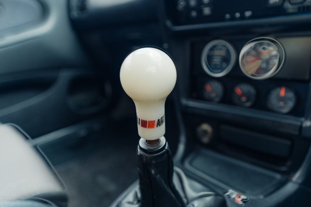 1995 Mitsubishi EVO 3 Ralliart white shift knob