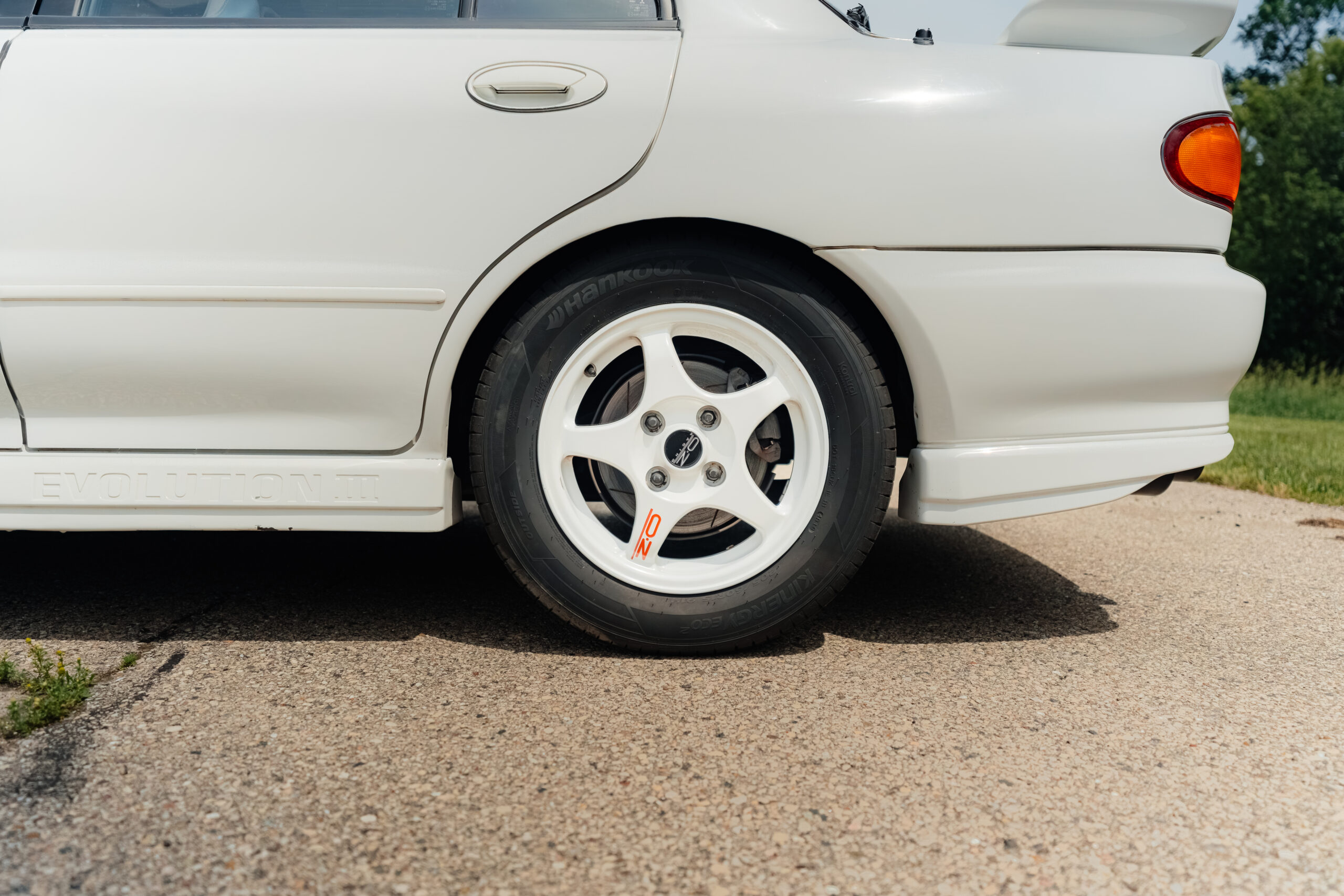 1995 Mitsubishi EVO 3 Passenger Rear wheel