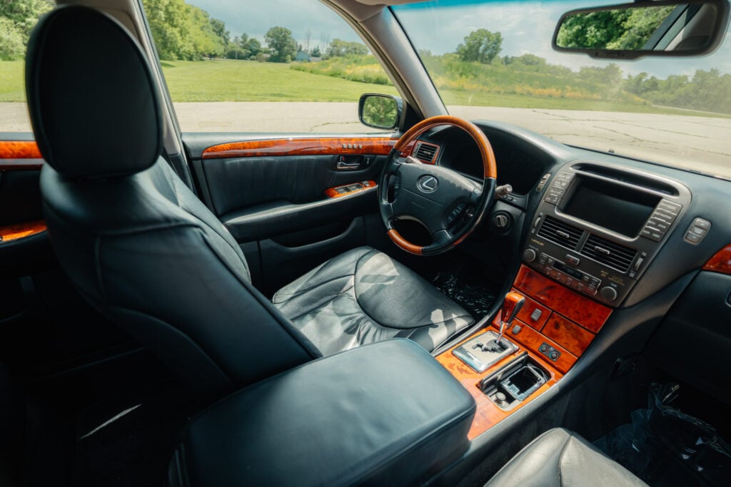 2005 Lexus LS430 Black on Black ML-C Driver Seating