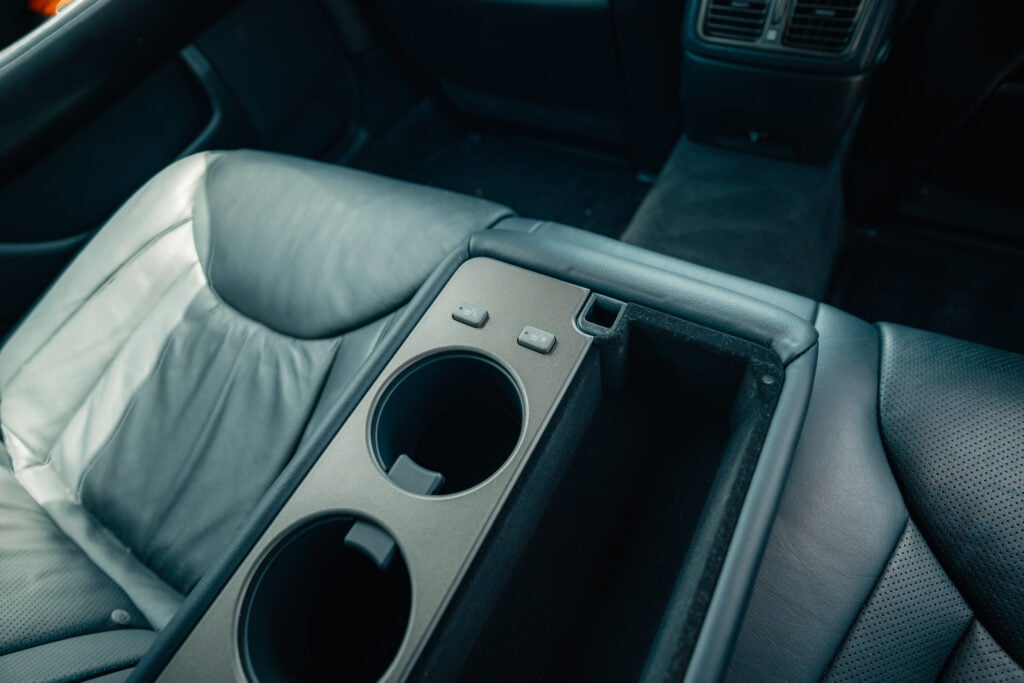 2005 Lexus LS430 Black on Black ML-C Rear Console Controls