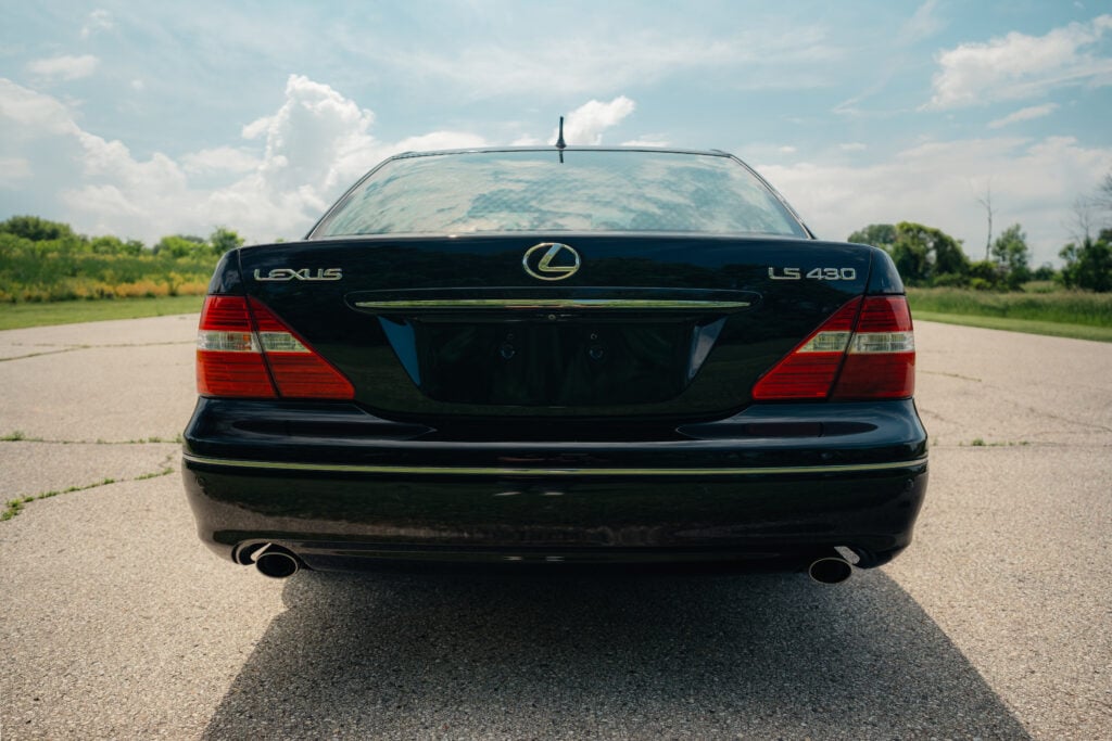 2005 Lexus LS430 Black on Black ML-C Rear View Near
