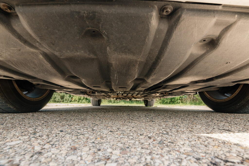 2004 Lexus LS430 CL Silver on Black front undertray