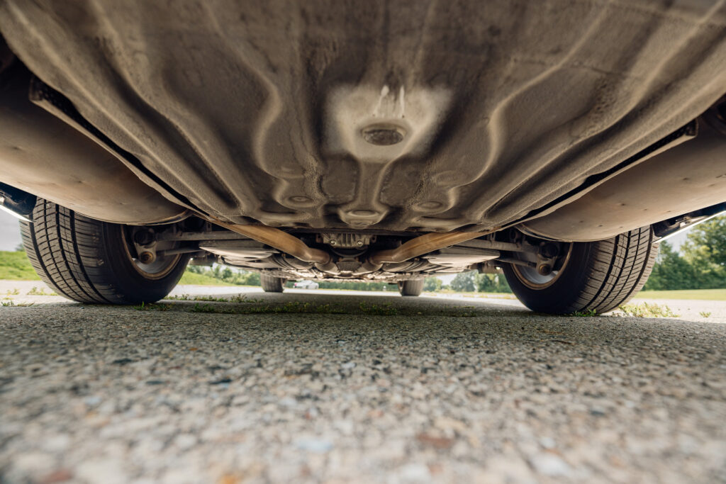 2004 Lexus LS430 CL Silver on Black under rear trunk