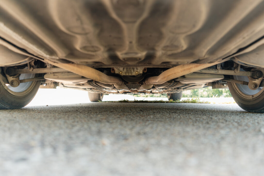 2004 Lexus LS430 Base Model Rear end underbody