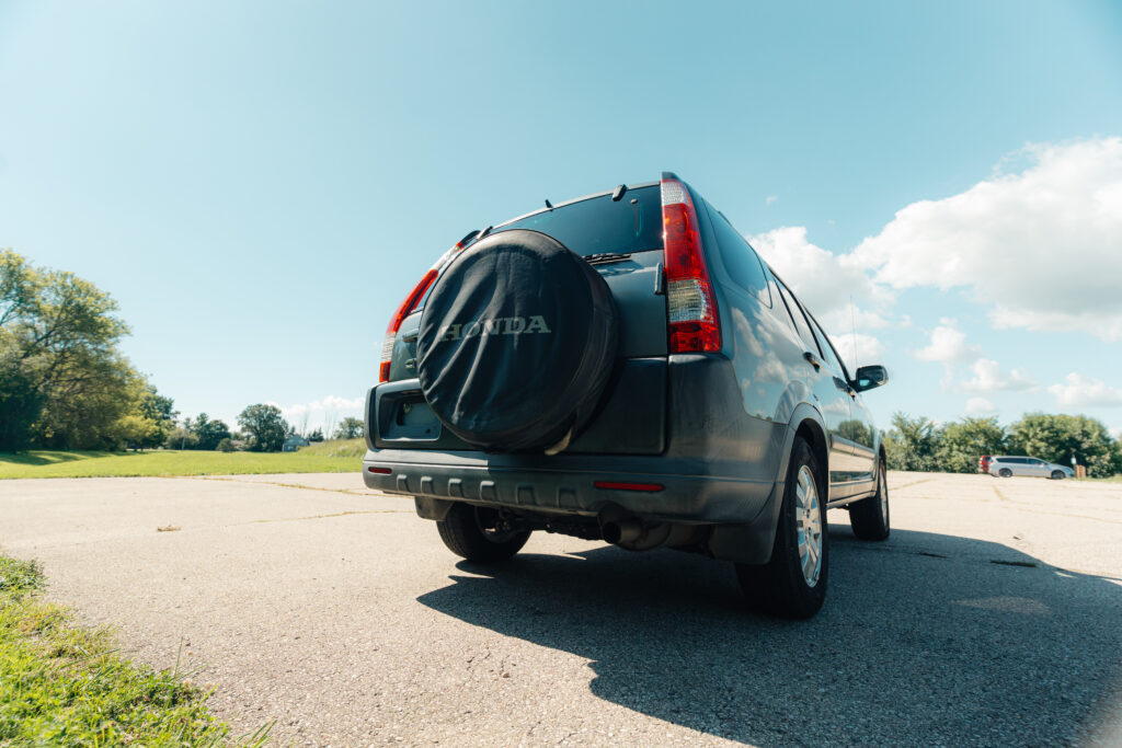 2006 Honda CR-V Manual Transmission Passenger Rear Low View
